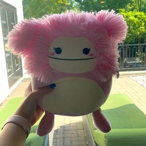 Squishmallow Brina The Bigfoot